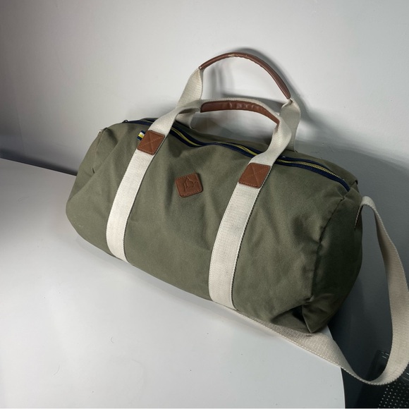 Prince & Fox Canvas Duffel Bag - Picture 2 of 7